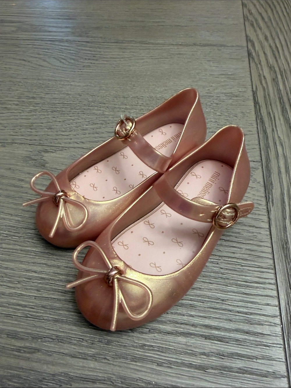 Mini Melissa Girls Metallic Rose Gold Mary Jane Flats with Bow - Picture 2 of 2